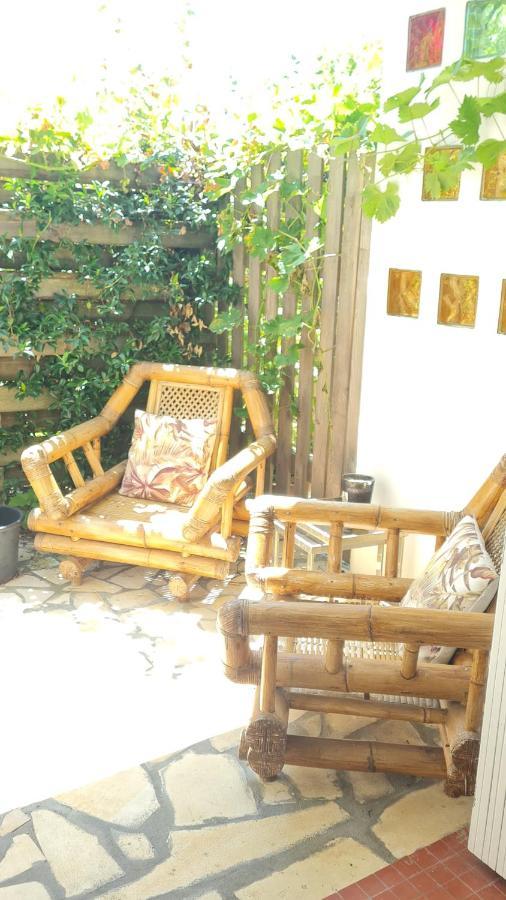 Joli Appartement Avec Jardin Ла-Тест-де-Бюш Екстер'єр фото